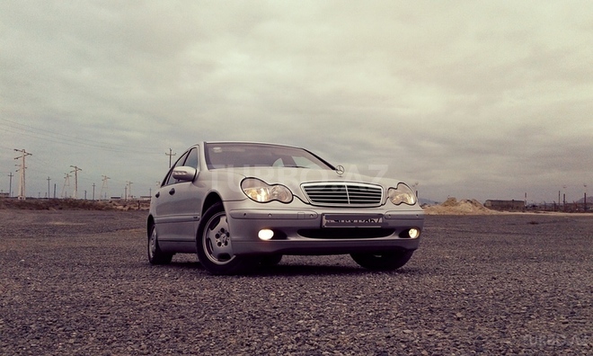 Mercedes C 200 2002, 101,000 km - 2.0 l - Bakı