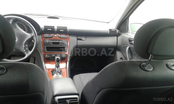 Mercedes C 200 2002, 101,000 km - 2.0 l - Bakı