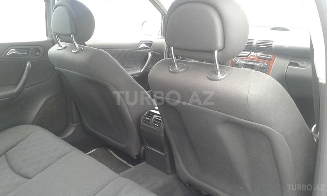 Mercedes C 200 2002, 101,000 km - 2.0 l - Bakı