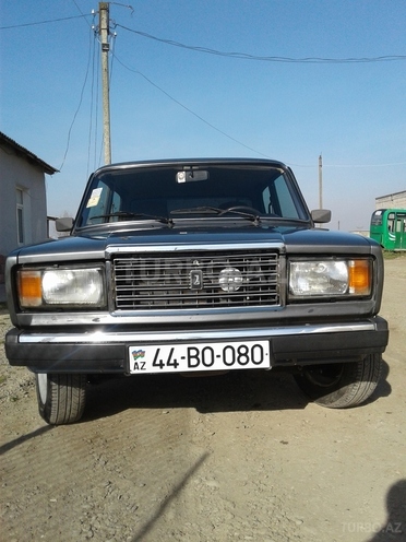 LADA (VAZ) 2107 2010, 122,000 km - 1.6 л - Salyan