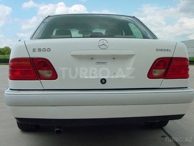 Mercedes E 300 1995, 171,001 km - 3.0 l - Bakı