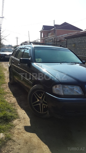 Mercedes C 200 2000, 136,580 km - 2.0 l - Bakı