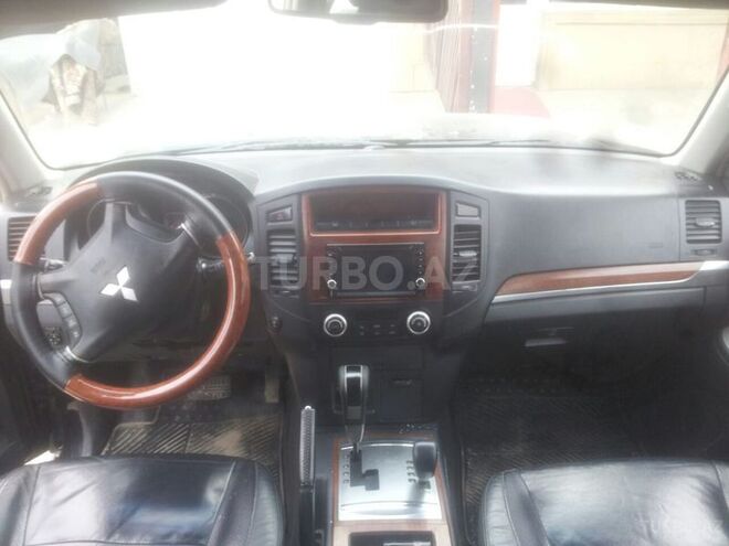 Mitsubishi Pajero 2007, 200,000 km - 3.0 l - Bakı