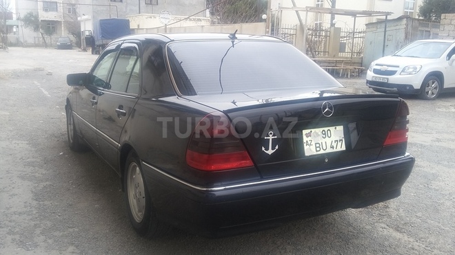 Mercedes C 230 1997, 232,000 km - 2.3 л - Bakı