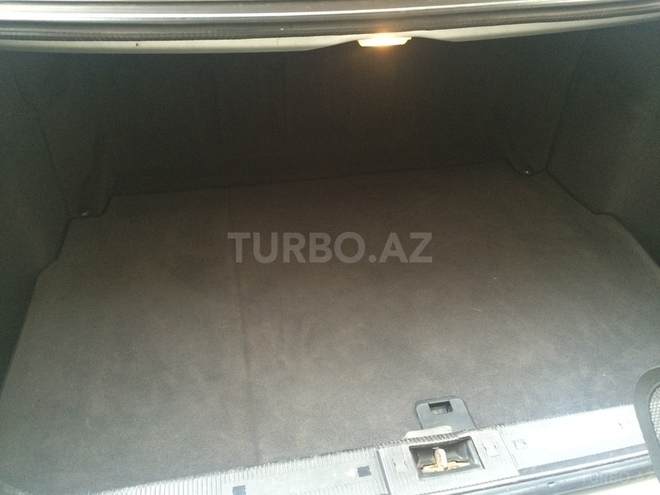 Mercedes E 240 1999, 185,330 km - 2.4 л - Bakı