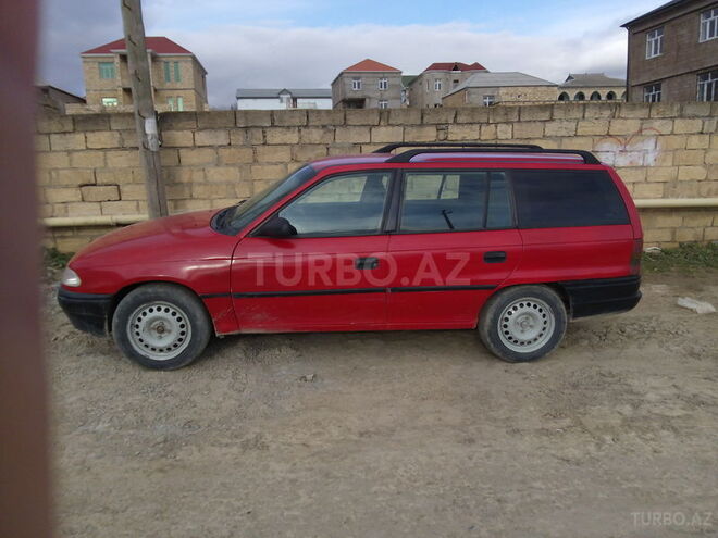Opel Astra 1995, 406,000 km - 1.6 l - Bakı