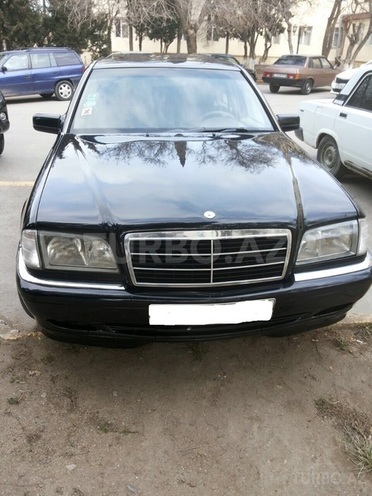 Mercedes C 230 1997, 211,000 km - 2.3 l - Sumqayıt