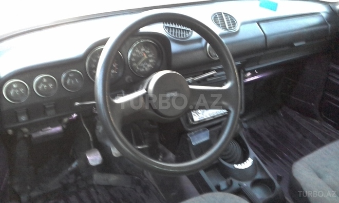 LADA (VAZ) 2106 2005, 300,000 km - 1.5 l - Quba