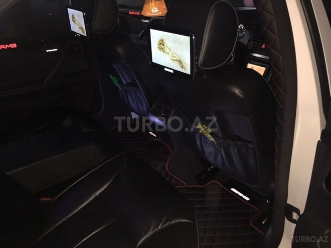 Mercedes E 320 2001, 160,000 km - 3.2 л - Bakı