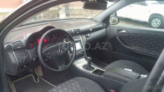 Mercedes C 180 2003, 200,000 km - 1.8 l - Bakı