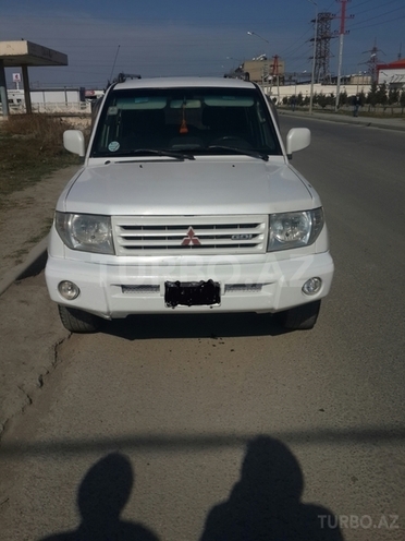 Mitsubishi Pajero io 1999, 230,000 km - 1.8 l - Sumqayıt