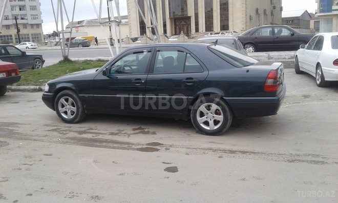 Mercedes C 180 1997, 295,000 km - 0.2 l - Bakı