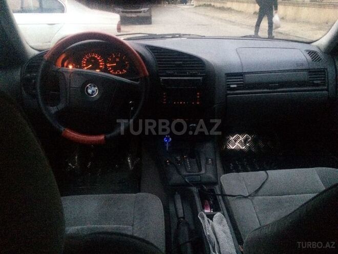 BMW 320 1996, 300,000 km - 2.0 l - Bakı