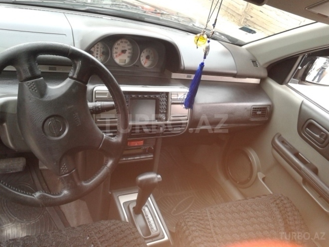 Nissan X-Trail 2002, 220,000 km - 0.2 l - Füzuli