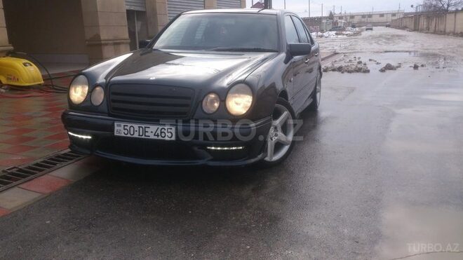 Mercedes E 240 1998, 288,000 km - 2.4 л - Sumqayıt