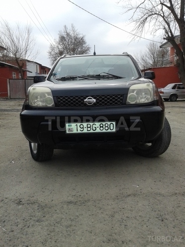 Nissan X-Trail 2002, 220,000 km - 0.2 l - Füzuli