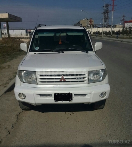 Mitsubishi Pajero io 2000, 230,000 km - 1.8 л - Sumqayıt