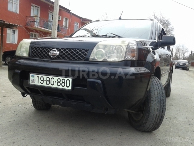 Nissan X-Trail 2002, 240,000 km - 0.2 l - Füzuli