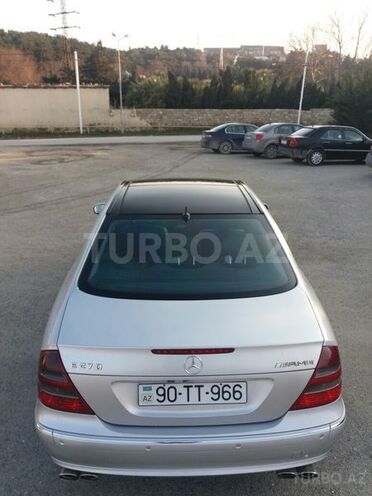 Mercedes E 270 2002, 334,000 km - 2.7 l - Bakı