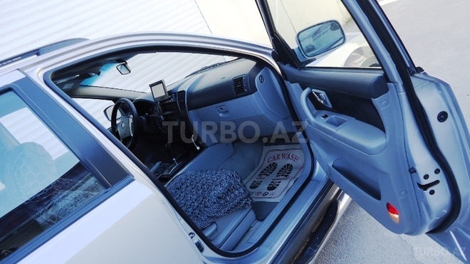 Kia Sorento 2005, 259,240 km - 2.5 l - Bakı