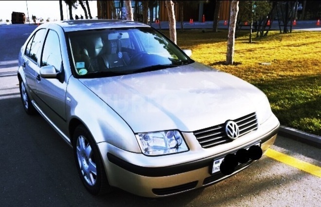 Volkswagen Bora 2004, 190,000 km - 1.0 л - Bakı