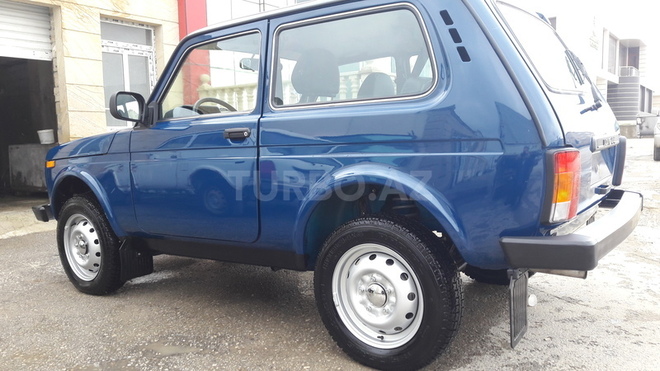 LADA (VAZ) Niva 2015, 8,000 km - 1.7 l - Şabran