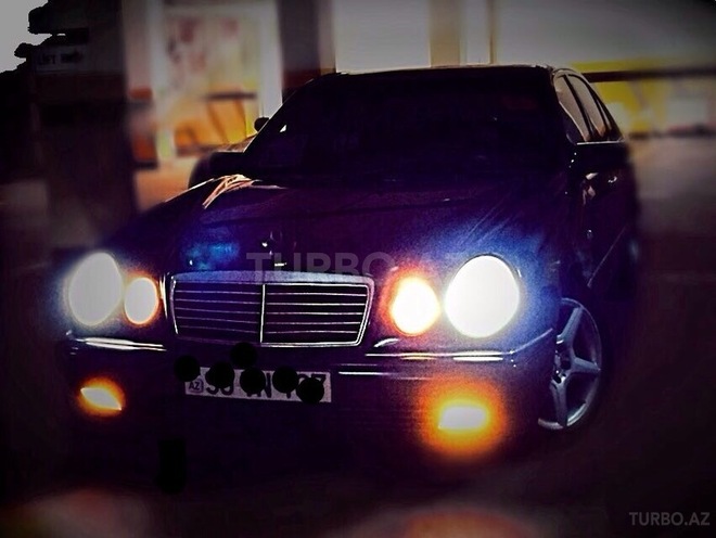 Mercedes E 240 1998, 290,000 km - 2.4 л - Bakı