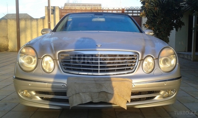 Mercedes E 240 2003, 163,250 km - 2.6 l - Bərdə