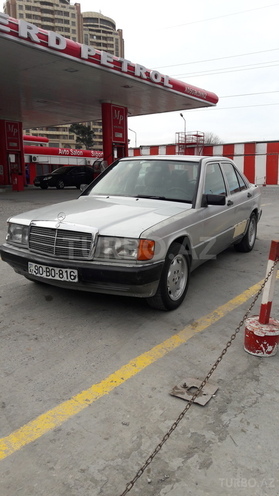 Mercedes 190 1993, 235,000 km - 2.0 l - Bakı
