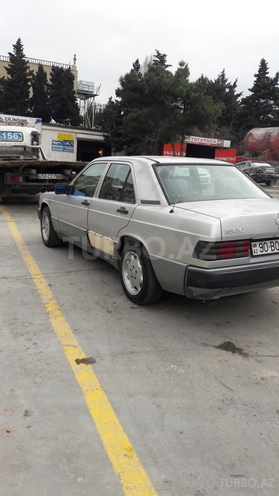 Mercedes 190 1993, 235,000 km - 2.0 l - Bakı