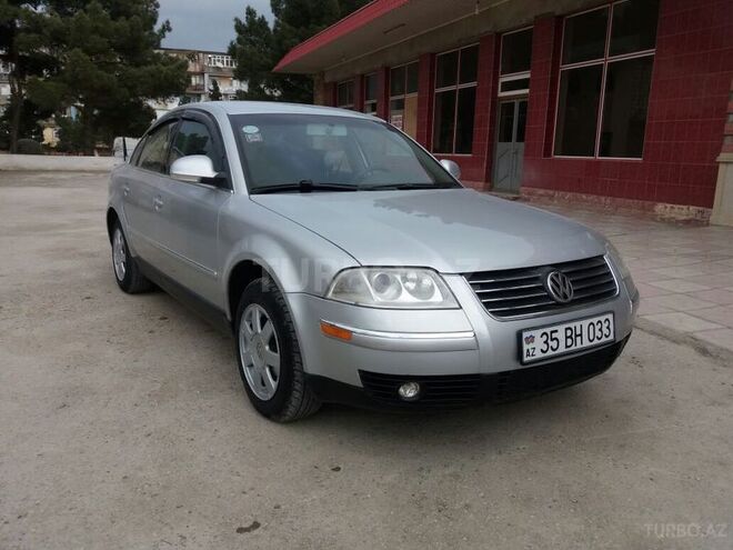 Volkswagen Passat 2004, 195,450 km - 1.8 l - Sumqayıt