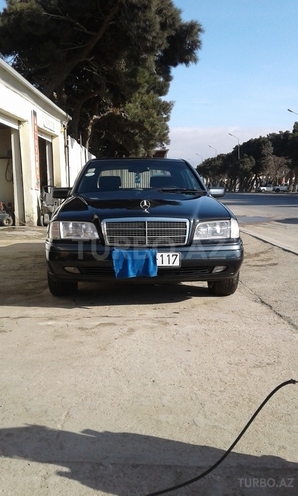 Mercedes C 180 1997, 295,000 km - 0.2 l - Bakı
