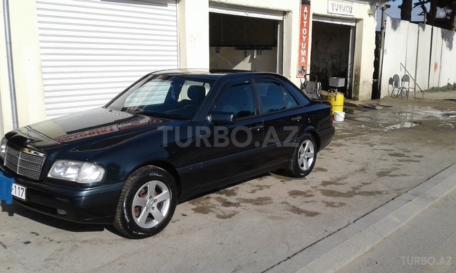 Mercedes C 180 1997, 295,000 km - 0.2 l - Bakı