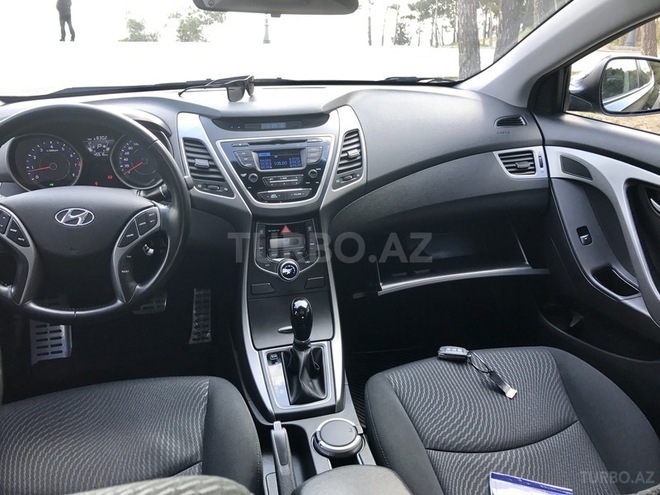 Hyundai Elantra 2014, 45,500 km - 1.8 l - Bakı