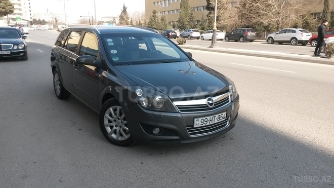 Opel Astra 2009, 88,000 km - 1.9 l - Bakı