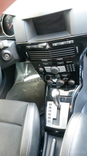 Opel Astra 2009, 88,000 km - 1.9 l - Bakı
