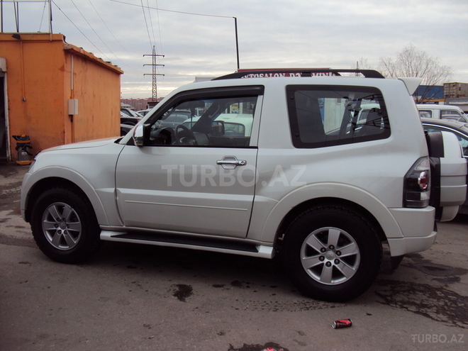 Mitsubishi Pajero 2007, 137,000 km - 3.0 l - Bakı