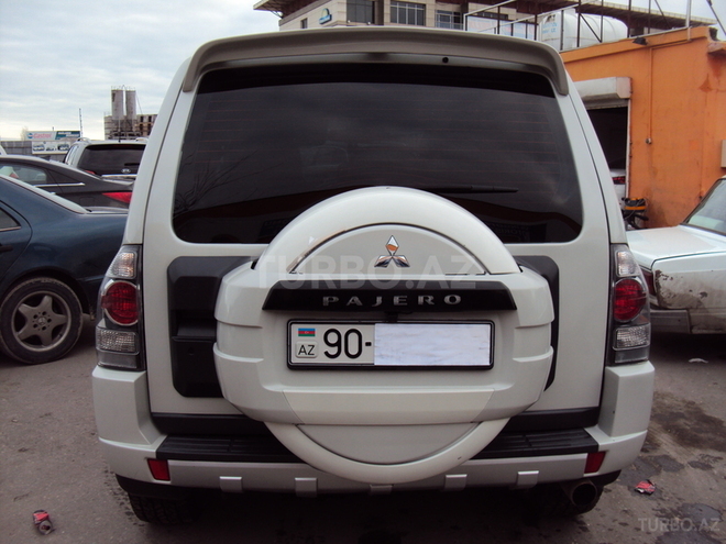 Mitsubishi Pajero 2007, 137,000 km - 3.0 l - Bakı