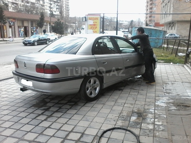 Opel Omega 1996, 230,000 km - 3.0 l - Bakı