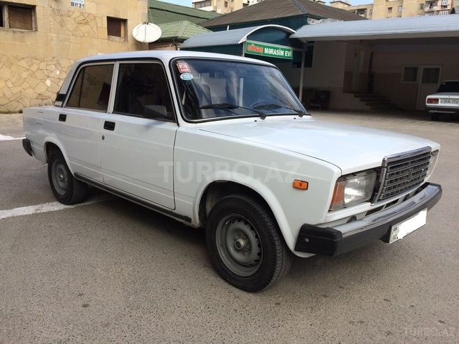 LADA (VAZ) 2107 2008, 135,000 km - 1.6 л - Bakı