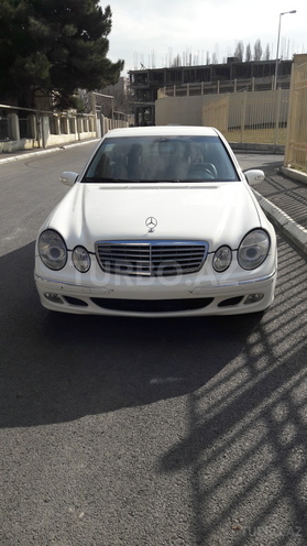 Mercedes E 240 2005, 224,000 km - 2.4 l - Bakı