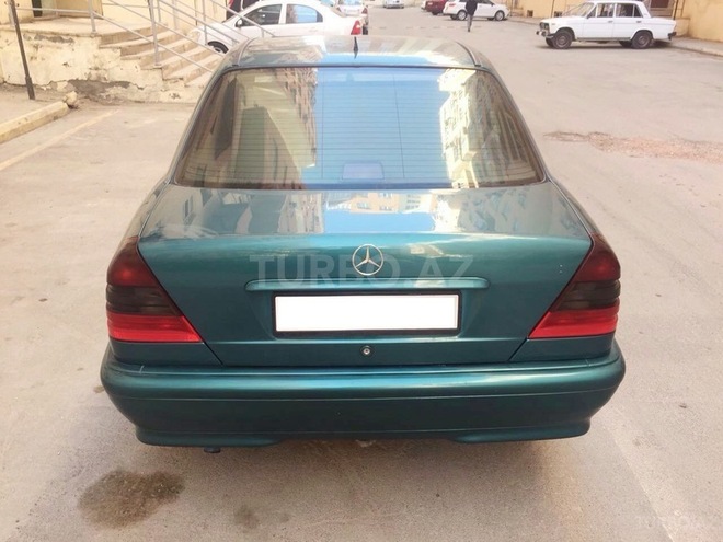 Mercedes C 220 1998, 301,000 km - 2.2 l - Xırdalan