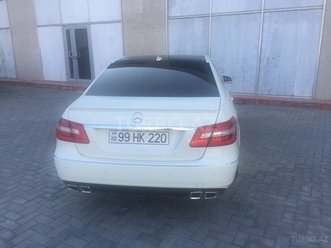 Mercedes E 220 2010, 217,000 km - 2.2 л - Bakı