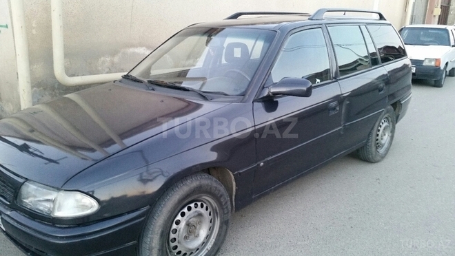 Opel Astra 1996, 380,000 km - 1.6 l - Bakı