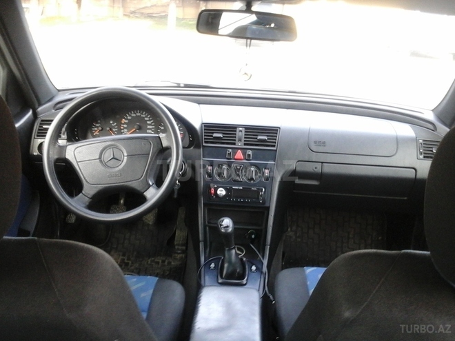 Mercedes C 180 1998, 196,000 km - 1.8 l - Bakı