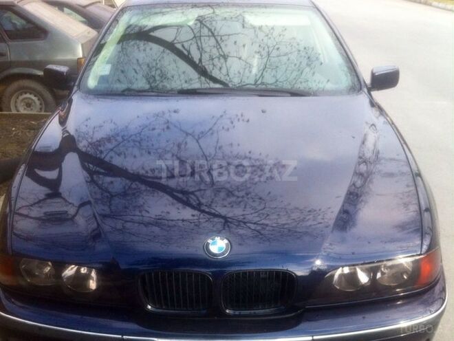 BMW 523 1999, 285,000 km - 2.5 l - Zaqatala