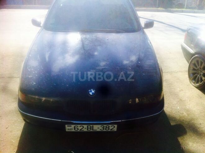 BMW 523 1999, 285,000 km - 2.5 l - Zaqatala