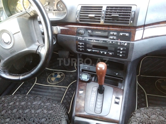 BMW 320 1998, 350,000 km - 1.9 л - Biləsuvar