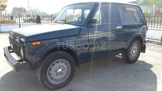 LADA (VAZ) Niva 1992, 374,000 km - 1.6 l - Quba
