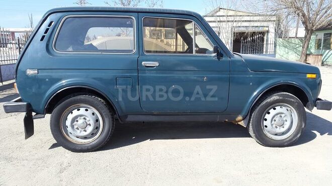 LADA (VAZ) Niva 1992, 374,000 km - 1.6 l - Quba